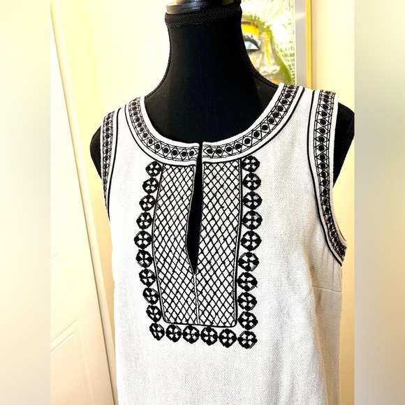 Ann Taylor linen blend shift dress w/blk beading &embroidery,back zip,hook&eye🖤 - Picture 7 of 16